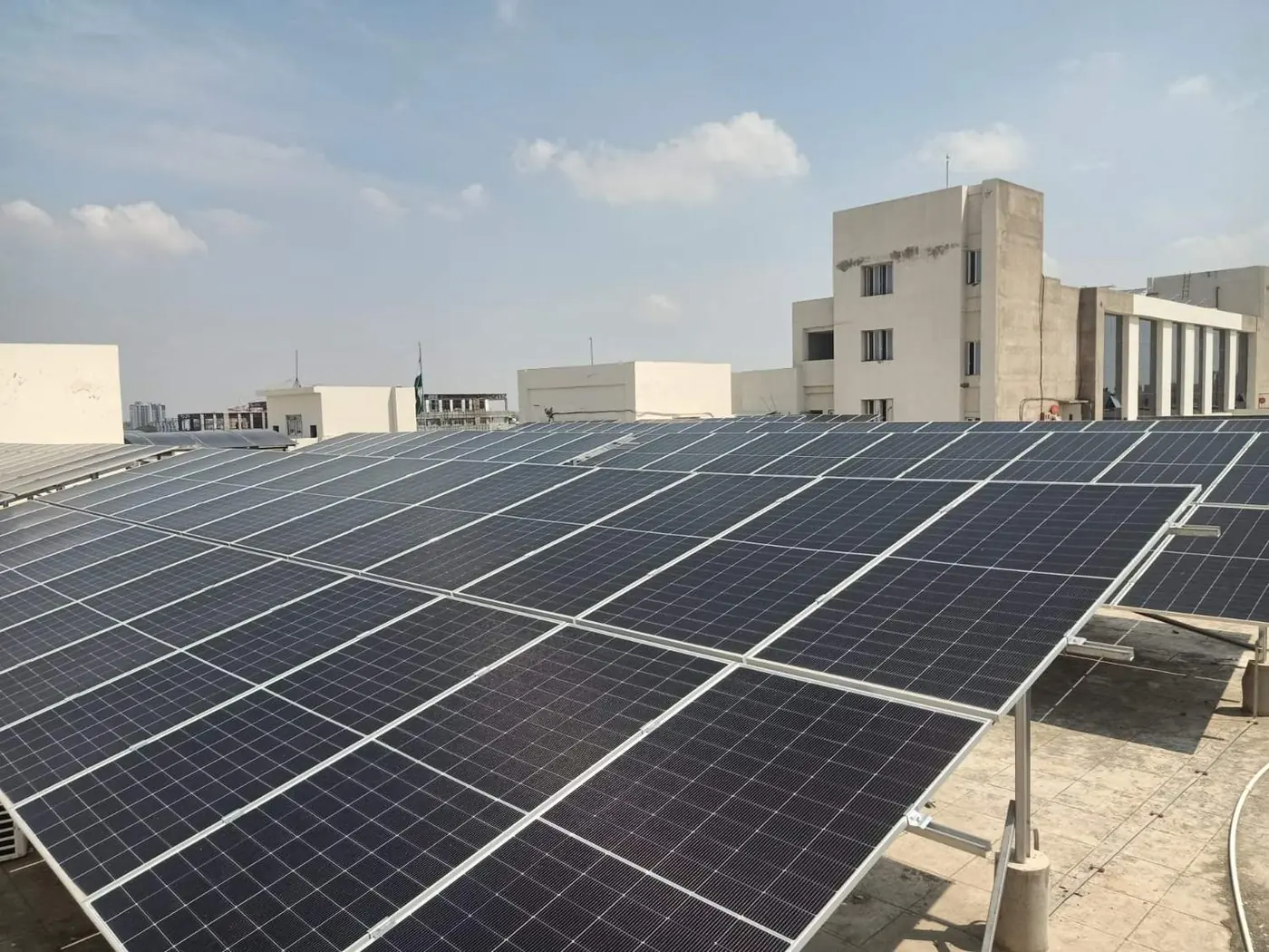 Vipa Solar rooftop installation