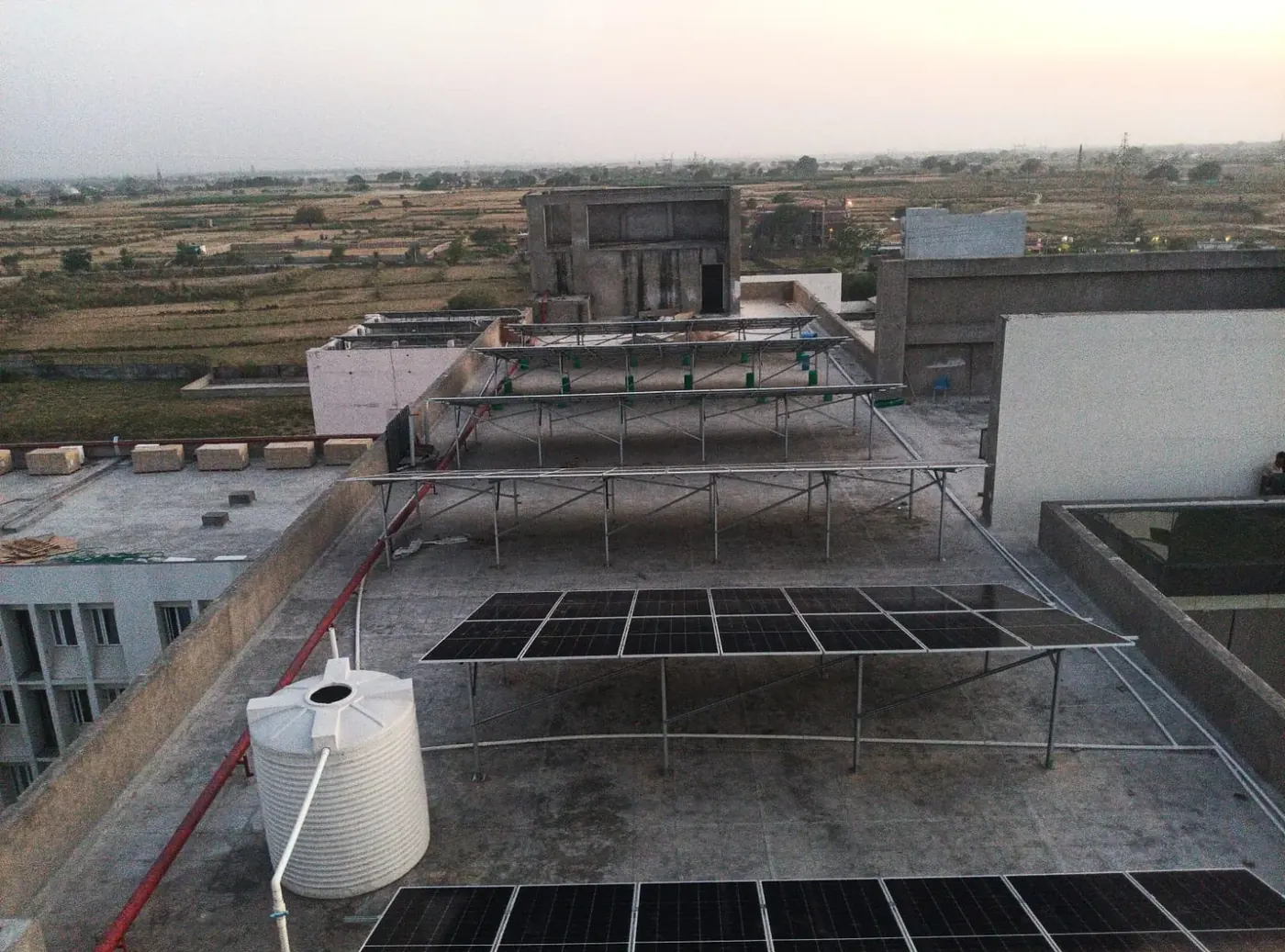 800 kW rooftop array across the United Group of Institutions campus, Prayagraj